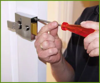 Neighborhood Locksmith Services San Jose, CA 408-484-3870 - 10-lock-smiths