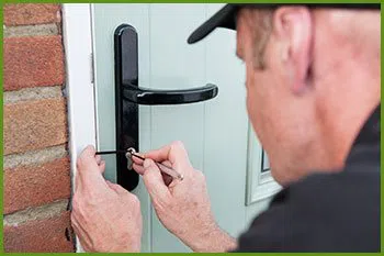 Neighborhood Locksmith Services San Jose, CA 408-484-3870 - 2-local-locksmith