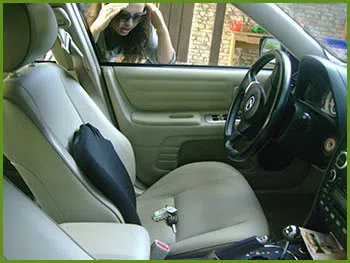 Neighborhood Locksmith Services San Jose, CA 408-484-3870 - 20-keys-locked-in-car